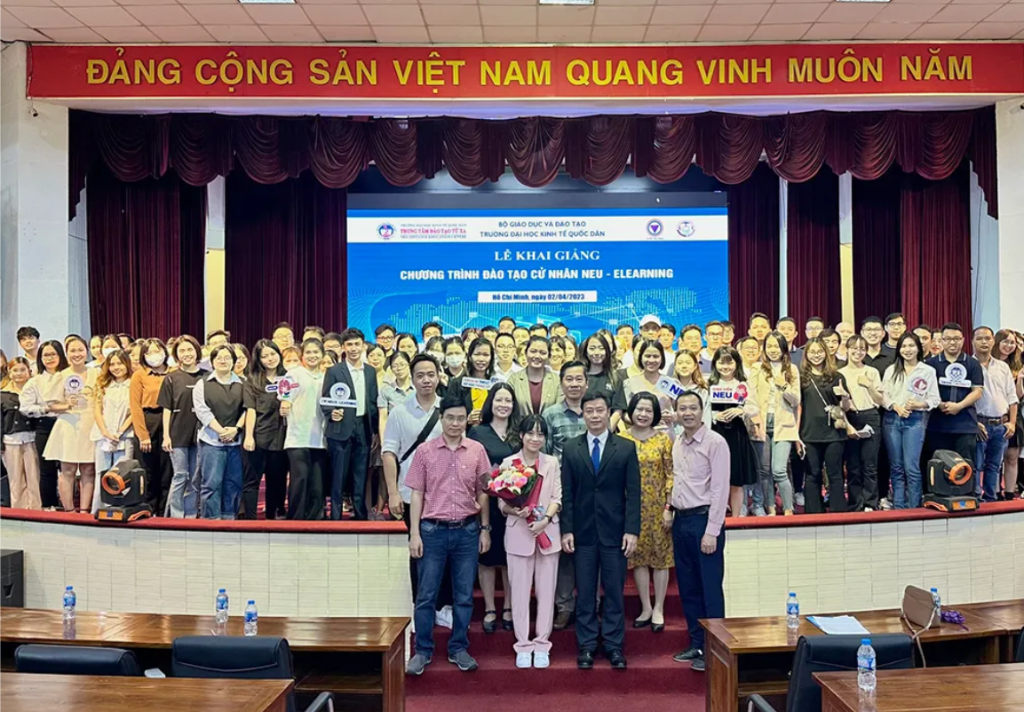 Đại Học Kinh Tế Quốc Dân Tuyển Sinh Đại Học Từ Xa Năm 2024